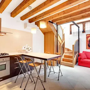 Apartment Little Canal 14